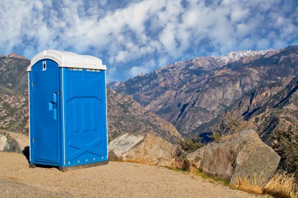 Porta potty delivery and setup in Ladera Ranch, CA